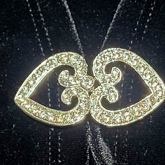 Notations Black Velvet Layered Blouse/Cardigan with Rhinestone Heart Clasp (XL) - Picture 7 of 11